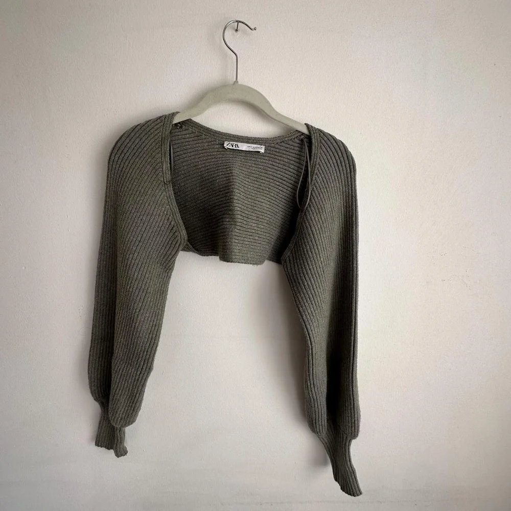 Zara Ribbed Sweater - Picture 2 of 3